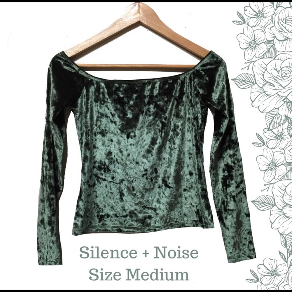 Silence + Noise by Urban Outfitters Top